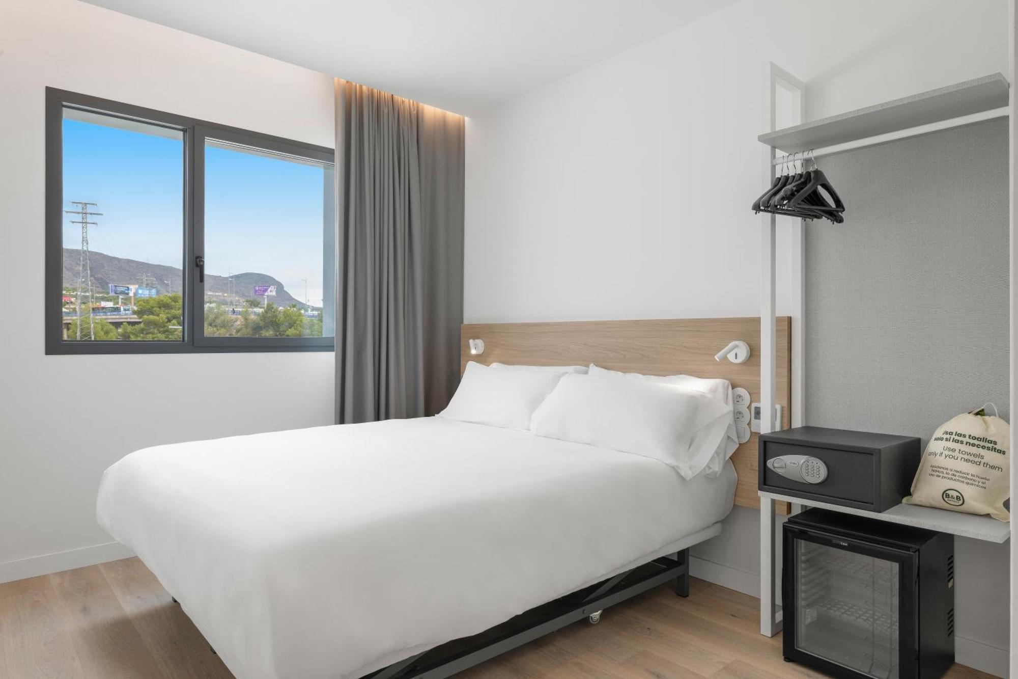 B&B Hotel Benidorm 피네스트라트 외부 사진